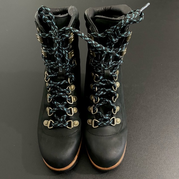 Sorel Conquest Wedge Heel Boots Lace Up Waterproof Leather Combat Hiking Black - Picture 4 of 13